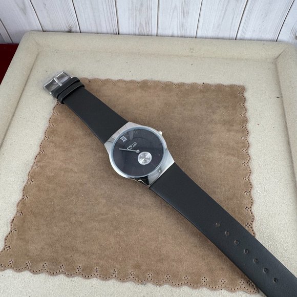 Vintage Daniel Steiger Steel on Black On Stainless Steel - Picture 7 of 8